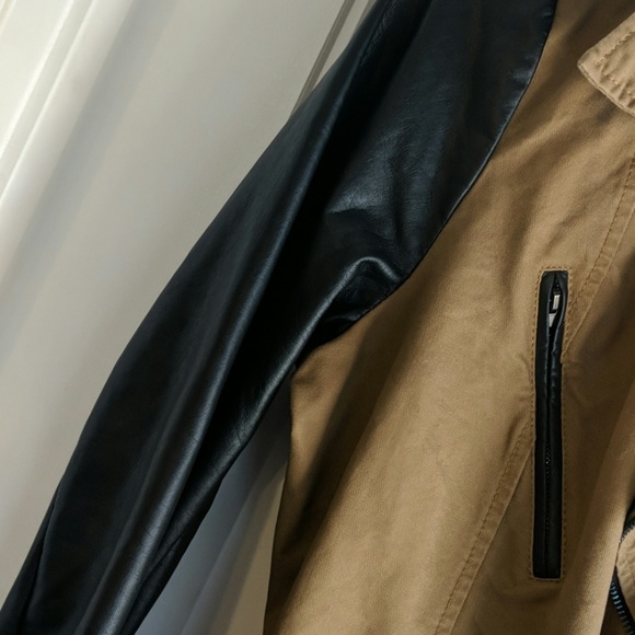 Jacket - Picture 3 of 4